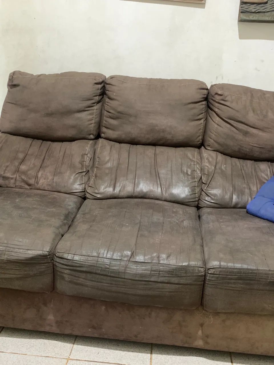 Oportunidade: Sofá-cama marrom - Foto 2