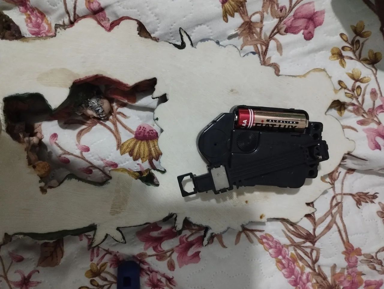 Vendo este lote de relógio de mesa lê o anúncio  - Foto 5