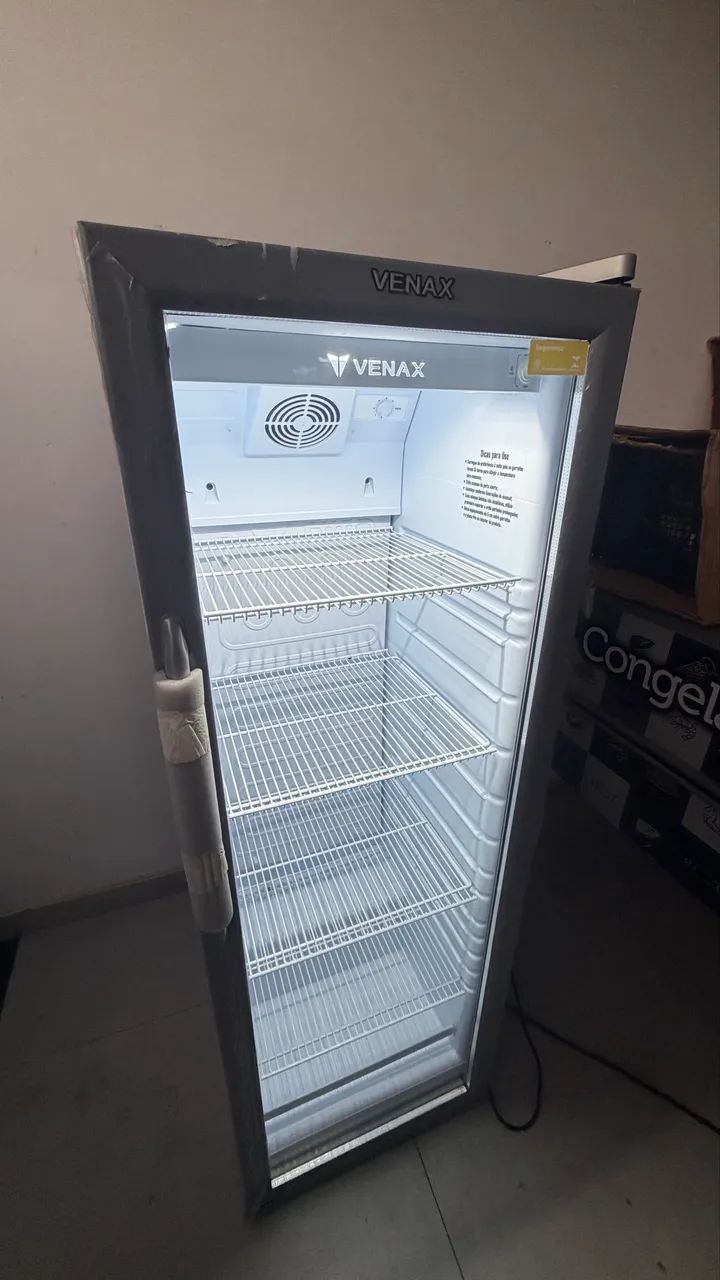 Expositor Venax 209 litros 220v zerado - Geladeiras e Freezers