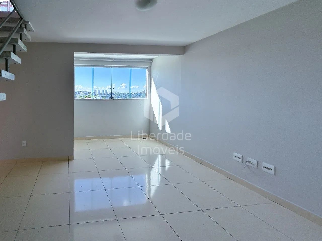 Cobertura de 02 quartos elevador no Caiçara! - Foto 5