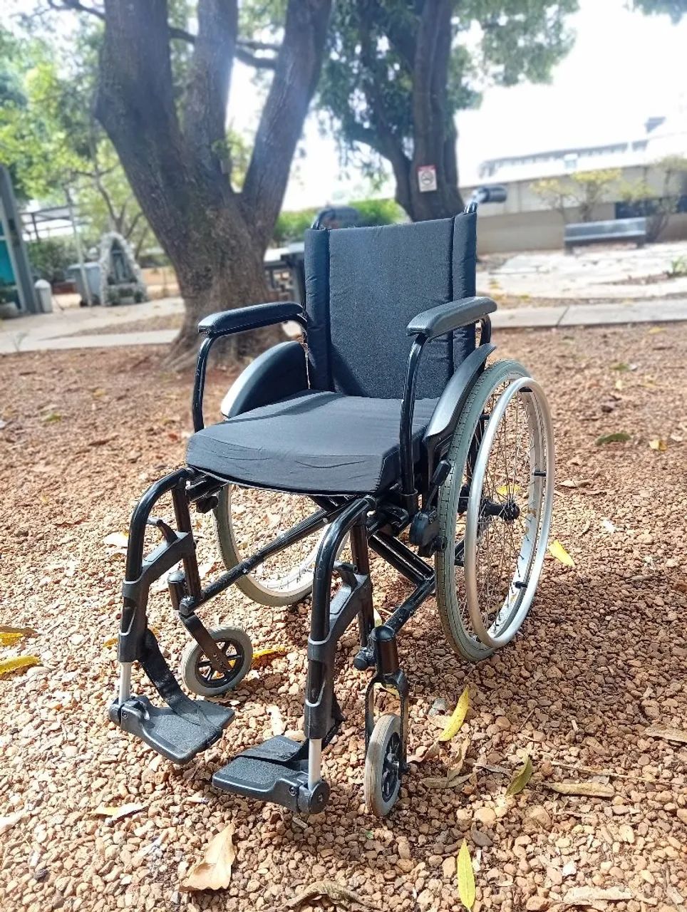 cadeira de rodas  - Foto 4