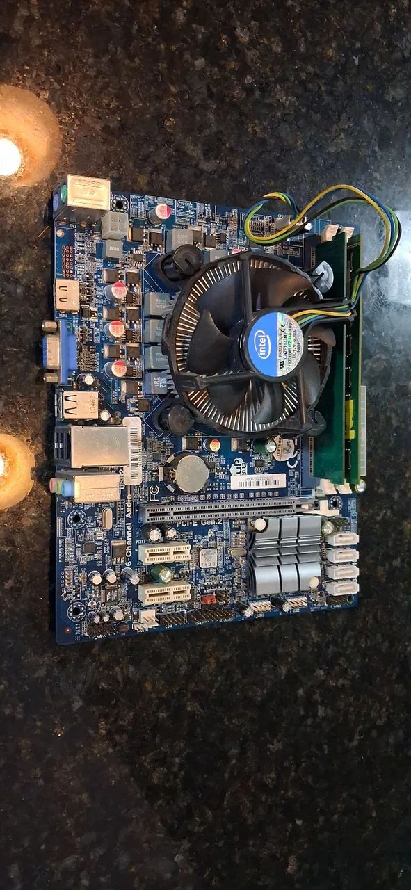 PLACA MÃE DE COMPUTADOR - Foto 2