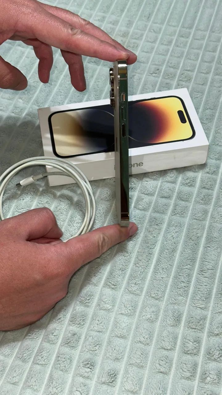 iPhone 14 PRO - 256gb dourado - Foto 4