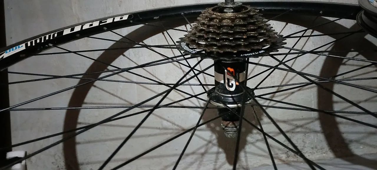 Roda de bicicleta  - Foto 2