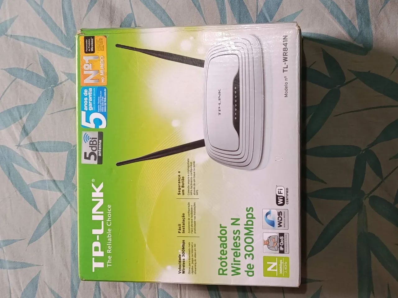 roteador wireless TP  linkbde 300 Mbps na caixa
