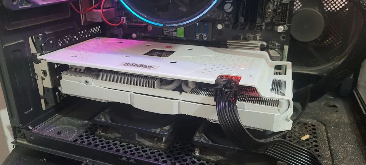 Placa de Vídeo RX 580 8GB DDR5 - Funcionando Perfeitamente - Foto 2