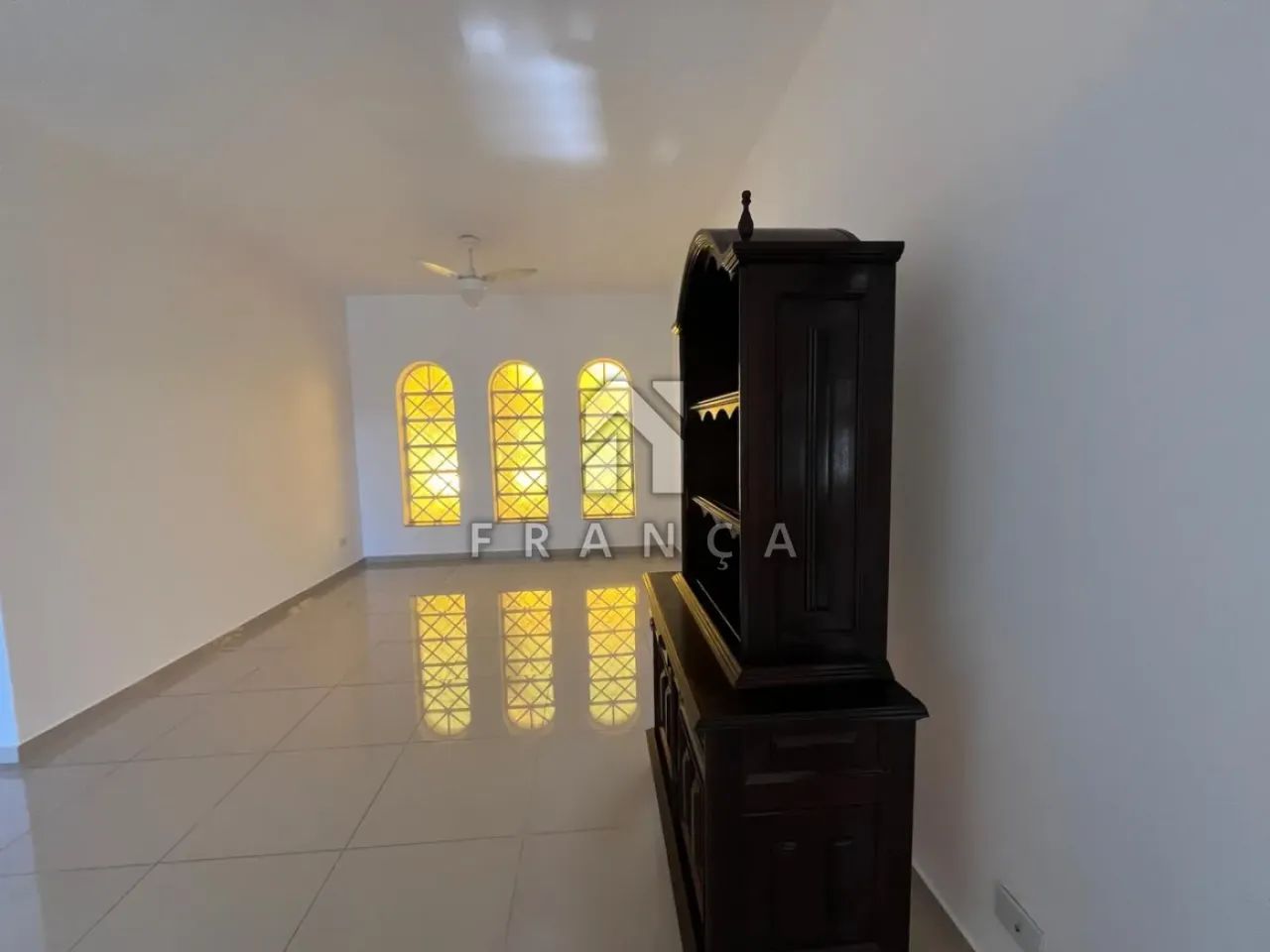 CASA COMERCIAL PARA LOCAÇÃO - CENTRO - JACAREÍ - Foto 5