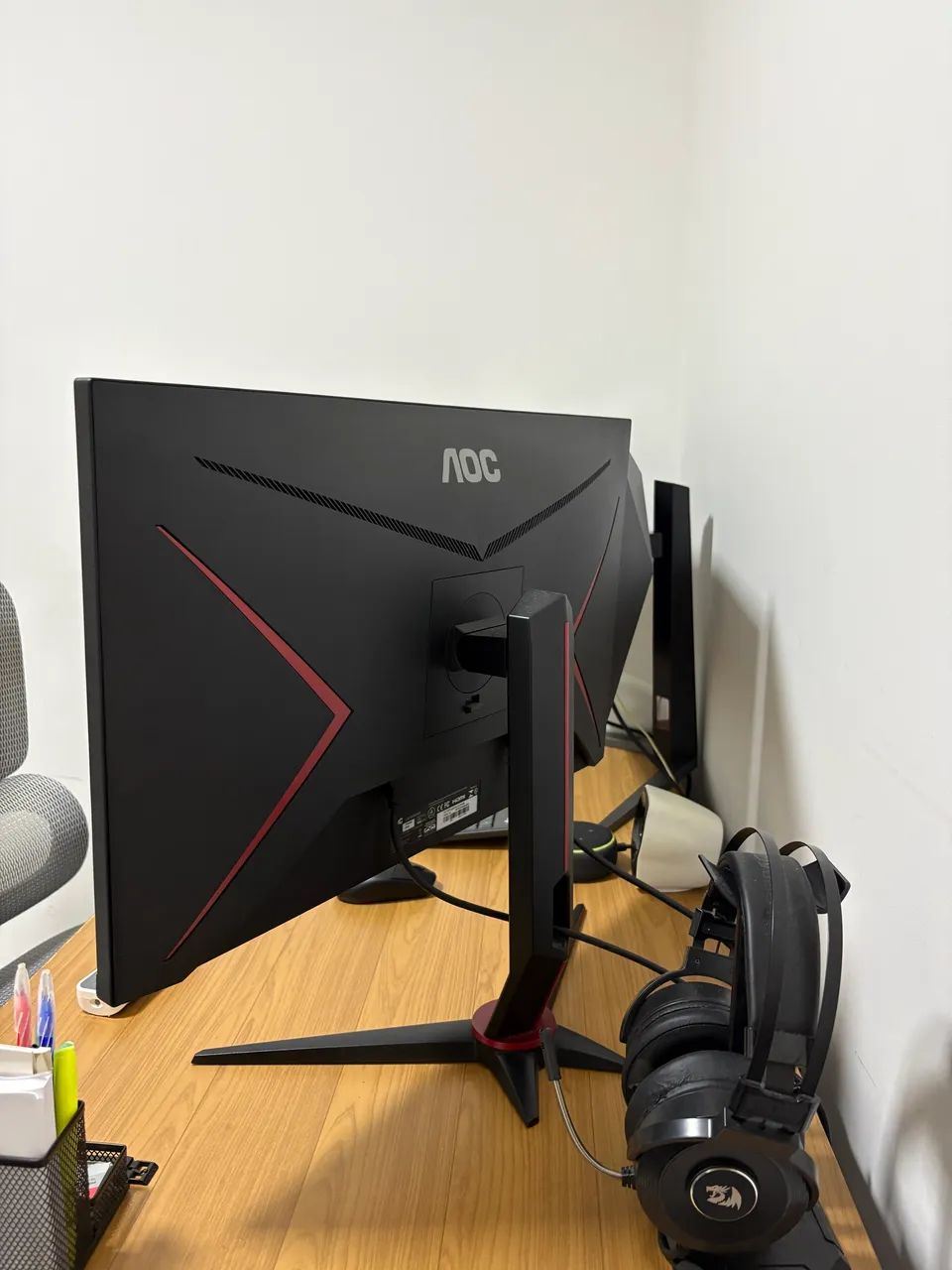 Monitor 144hz 1ms IPS AOC  - Foto 2