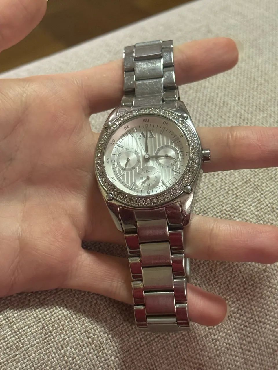 Relógio Armani Exchange Feminino Cravejado - Foto 3