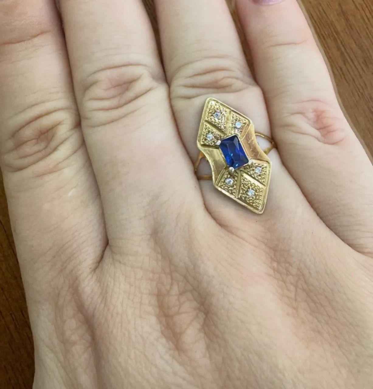 Vendo marquise de ouro 18k