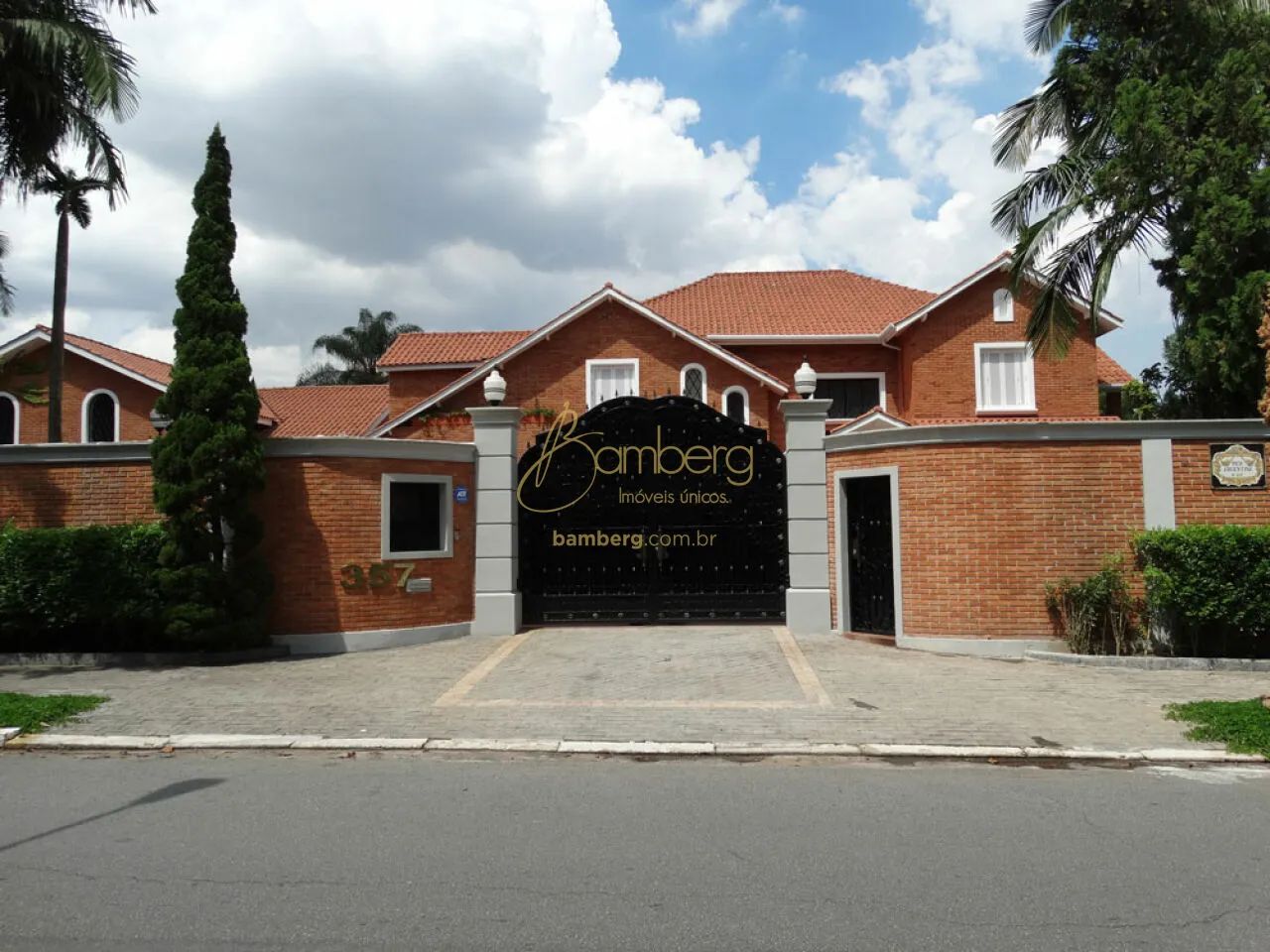 Casa Comercial região nobre dos Jardins