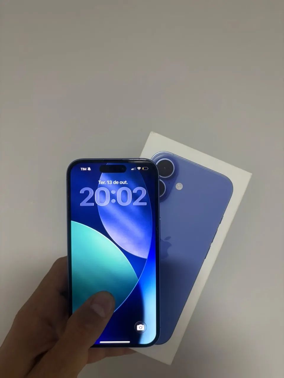 iPhone 16 azul - Foto 3