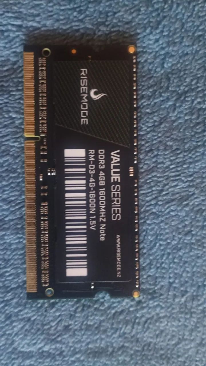 Memória RAM DDR3 4GB 1600MHz SODIMM 