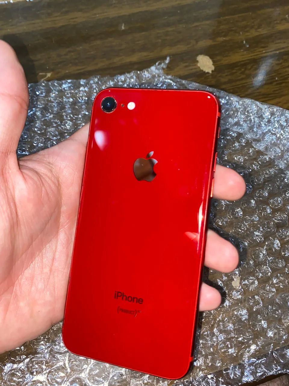 iPhone 8 red 64gb - Celulares e Smartphones - Paço do Lumiar