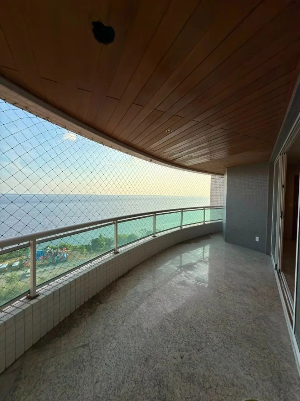 Edifício Maison Beethoven- Orla da Ponta Negra,Com 172M2,4 Suítes,Varanda para o Rio Negro - Foto 3