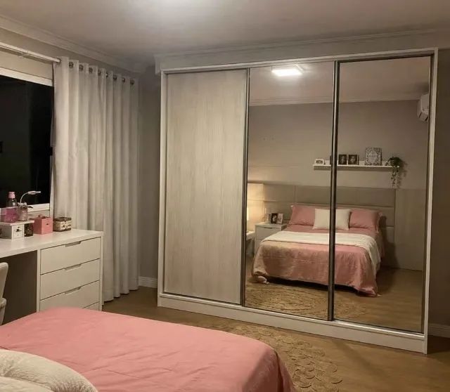 Vendo guarda roupa de casal com espelhos MDF - Foto 4