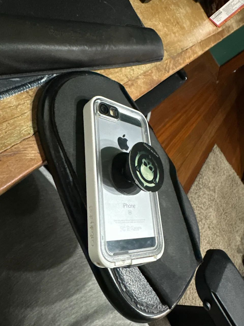 IPHONE SE 2019 POUCO USADO - Foto 3