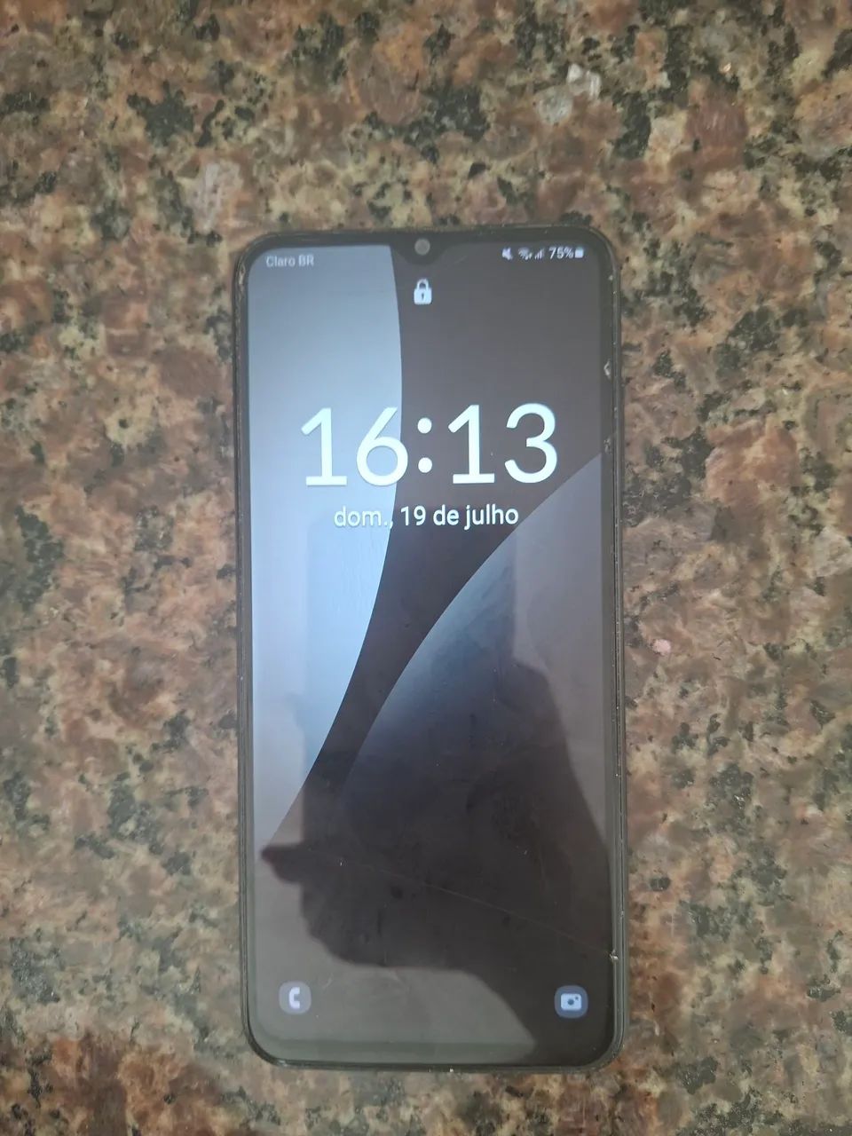Vendo Samsung em ótimo estado.