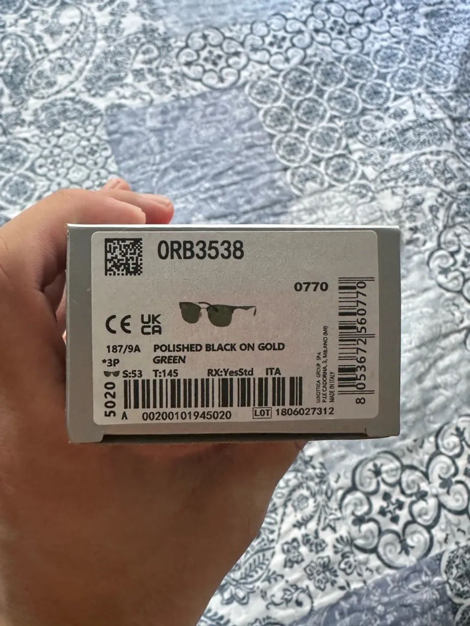 Oculos Rayban Preto Polido Com Dourado - Foto 5