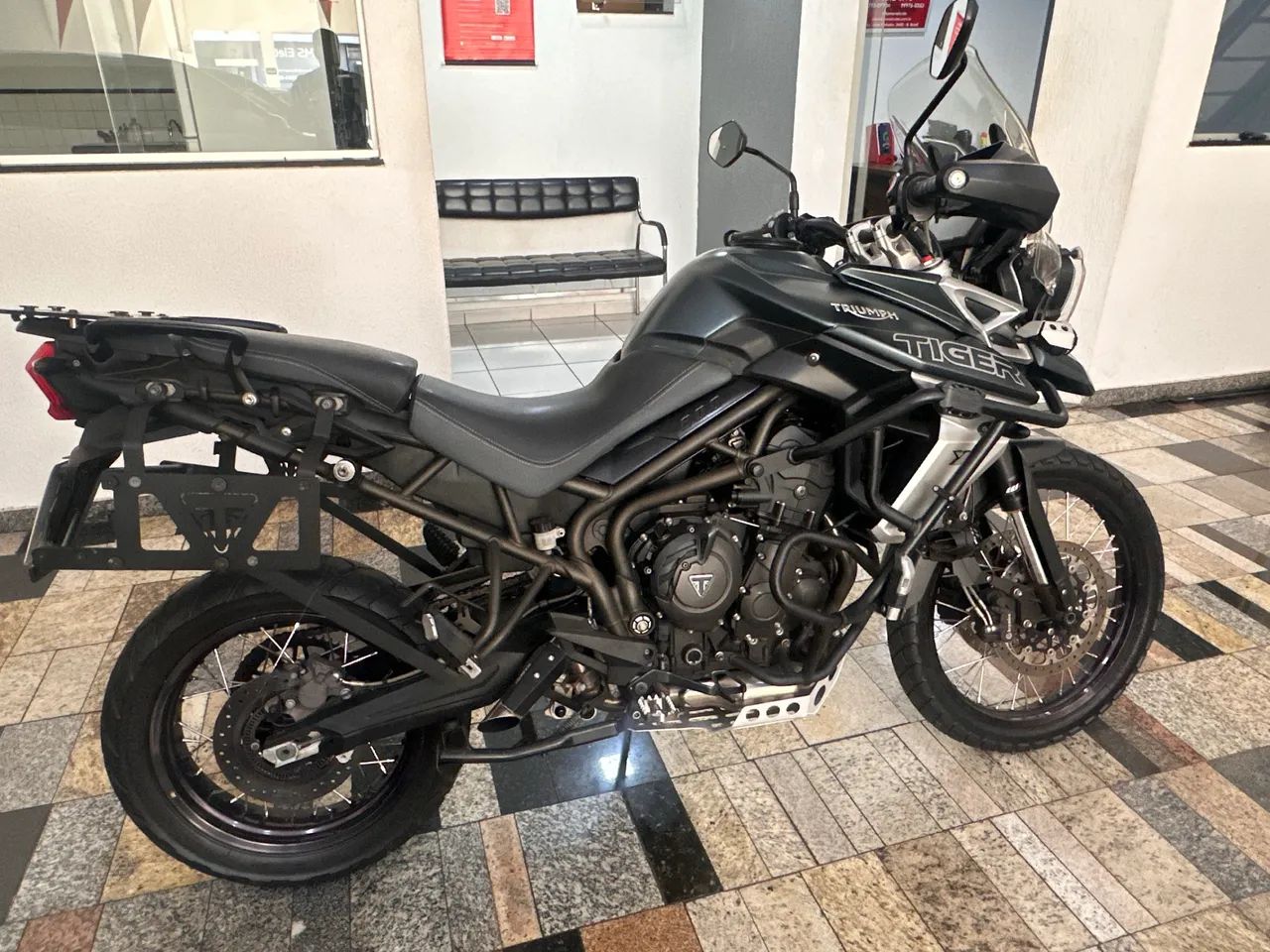 TRIUMPH TIGER 800 XCA - Foto 4