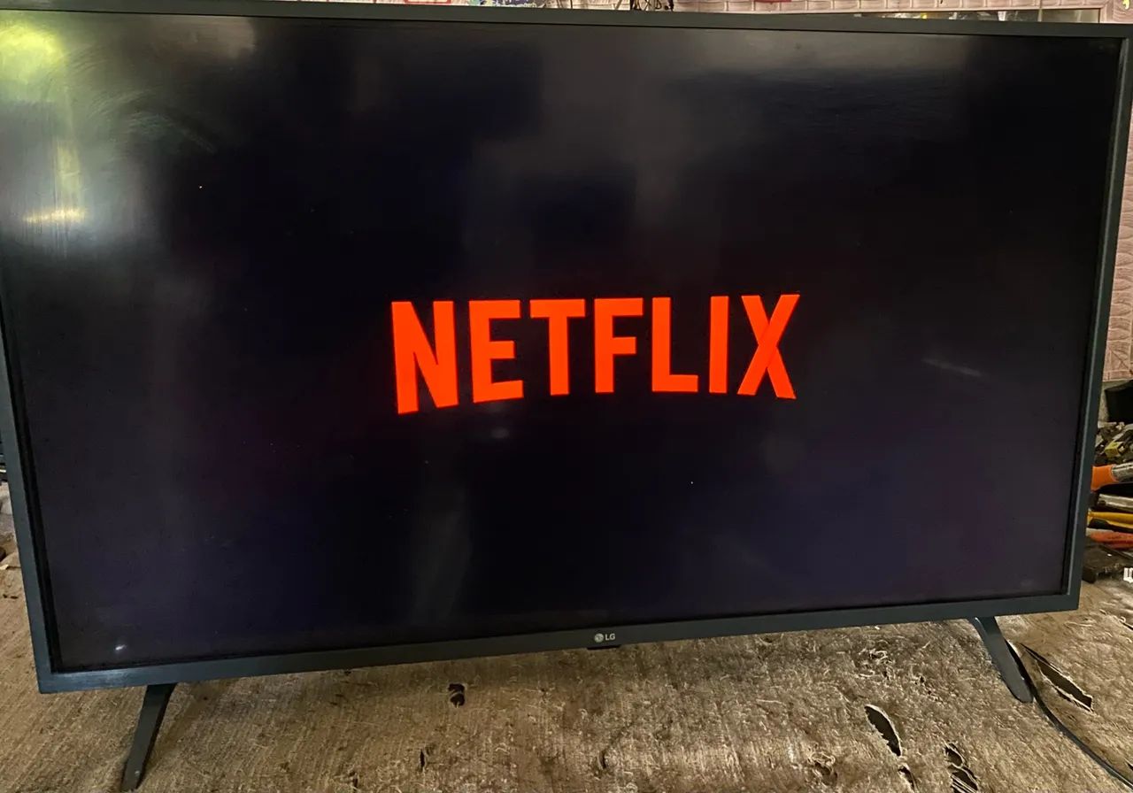 Tv LG smart 49 polegadas 