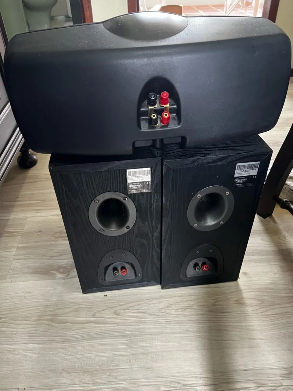 Conjunto de Colunas Klipsch (Central + 2 Satélites/Frontais) - Home Theater - Foto 2