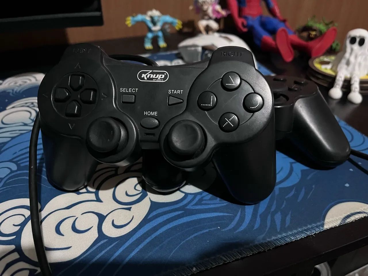 Dois Controles de ps2 com fio 