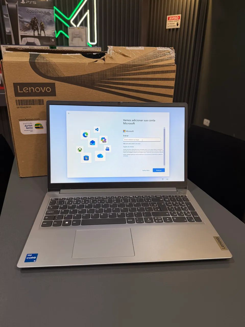 Notebook Lenovo i5 na caixa com garantia - levo até você  - Foto 3