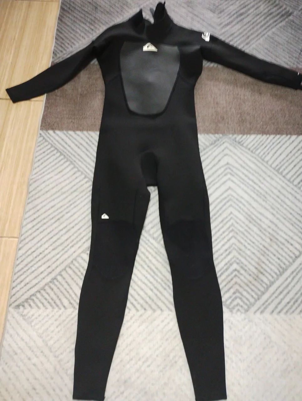 Long Jhon Quiksilver tamanho M 3.2mm