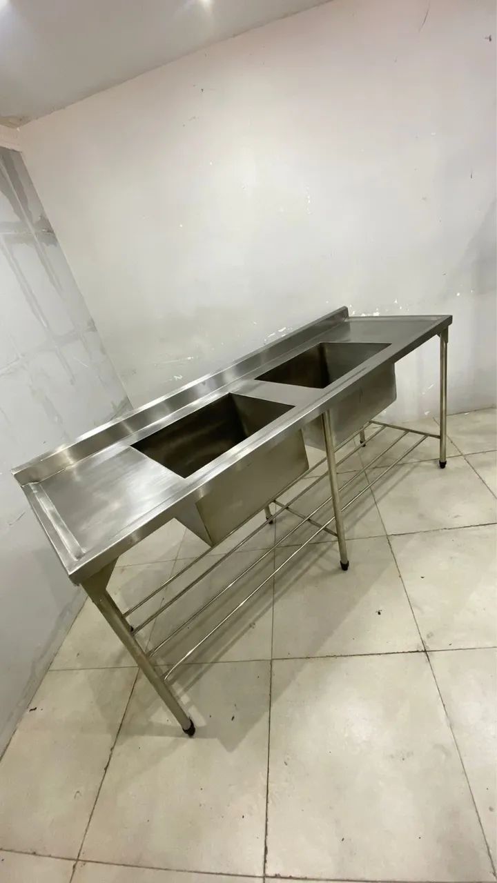 Pia com duas cubas 1.90x60