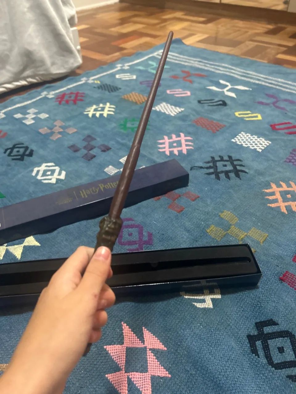 Varinha Harry Potter Oficial Wizarding World - Com Caixa  - Foto 3