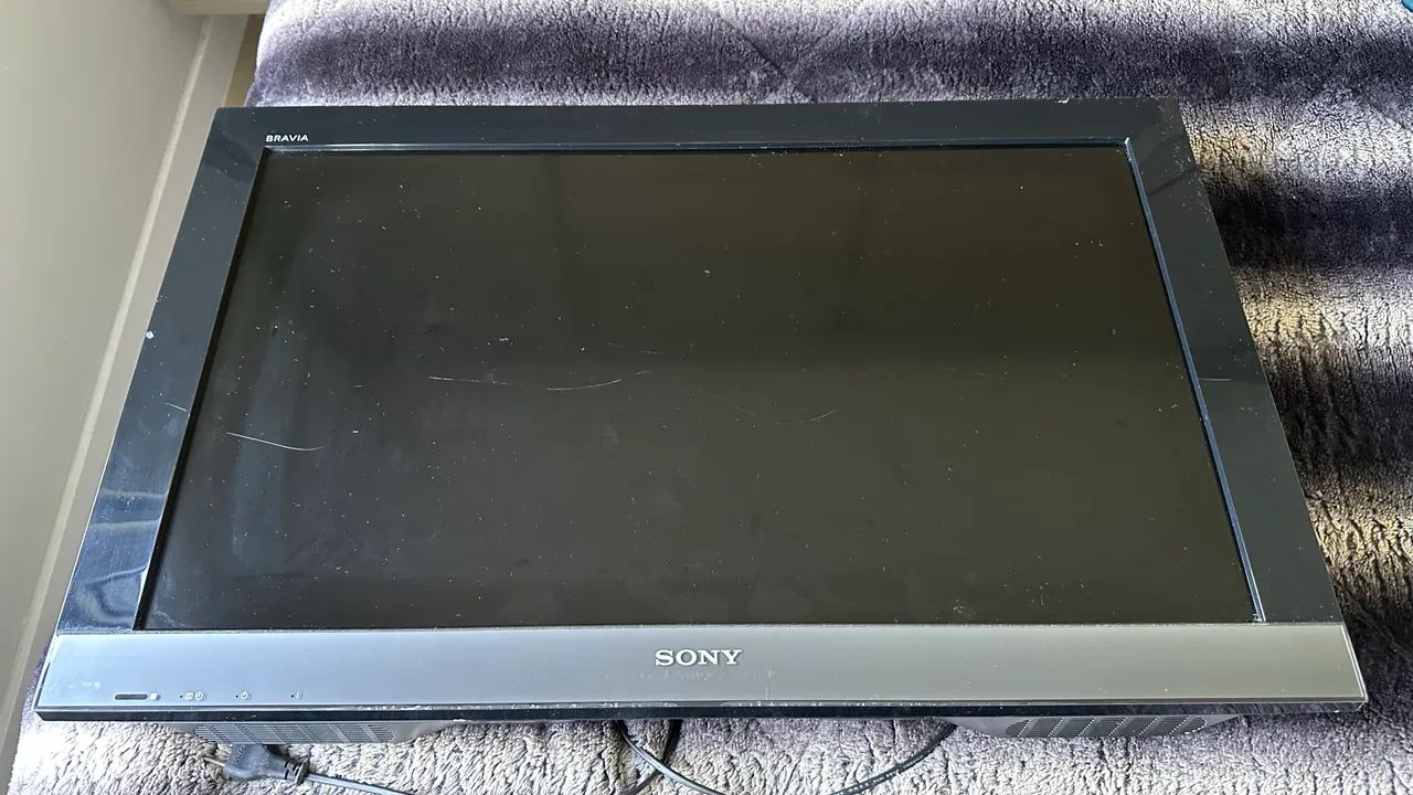TV Sony Bravia 32? LCD KDL-32EX405 - Funcionando