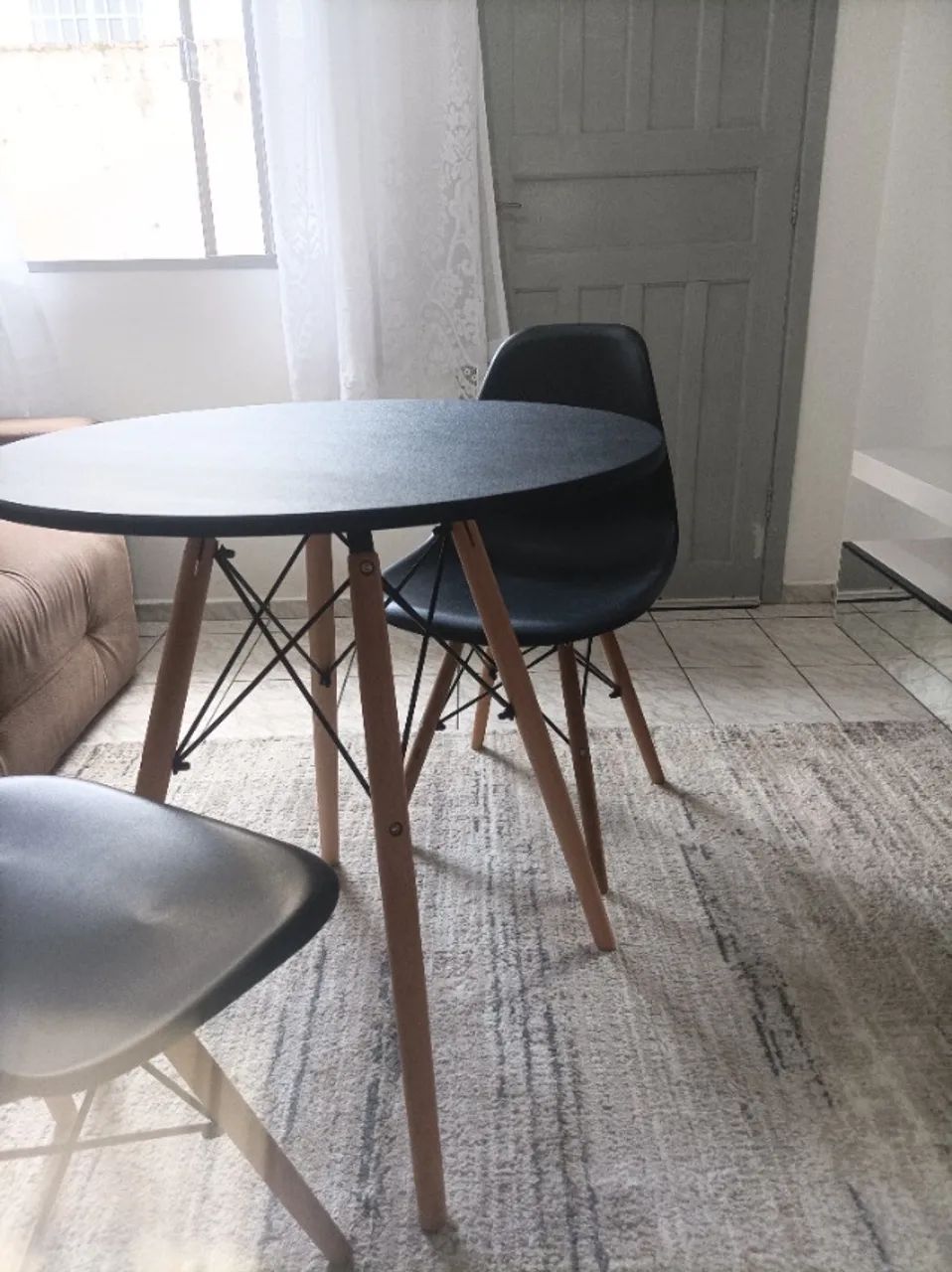 Mesa de jantar e cadeiras  - Foto 4