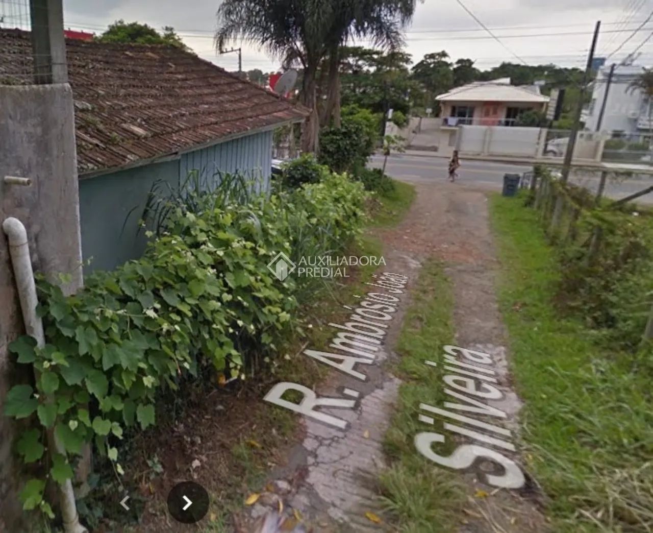 TERRENO EM ÓTIMA LOCALIZAÇÃO - Foto 2