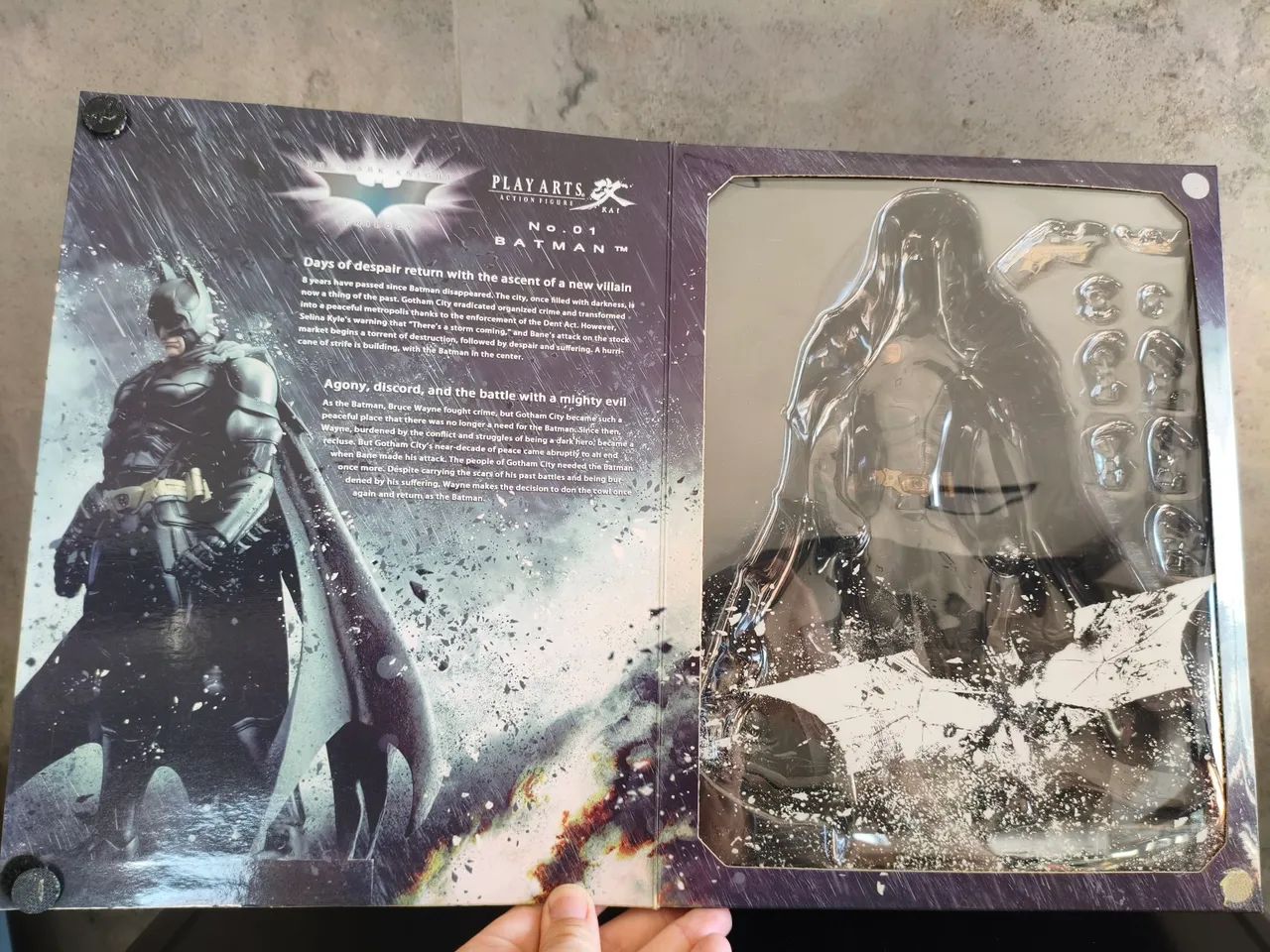 Action Figure Batman The Dark Knight da Square Enix - Foto 2