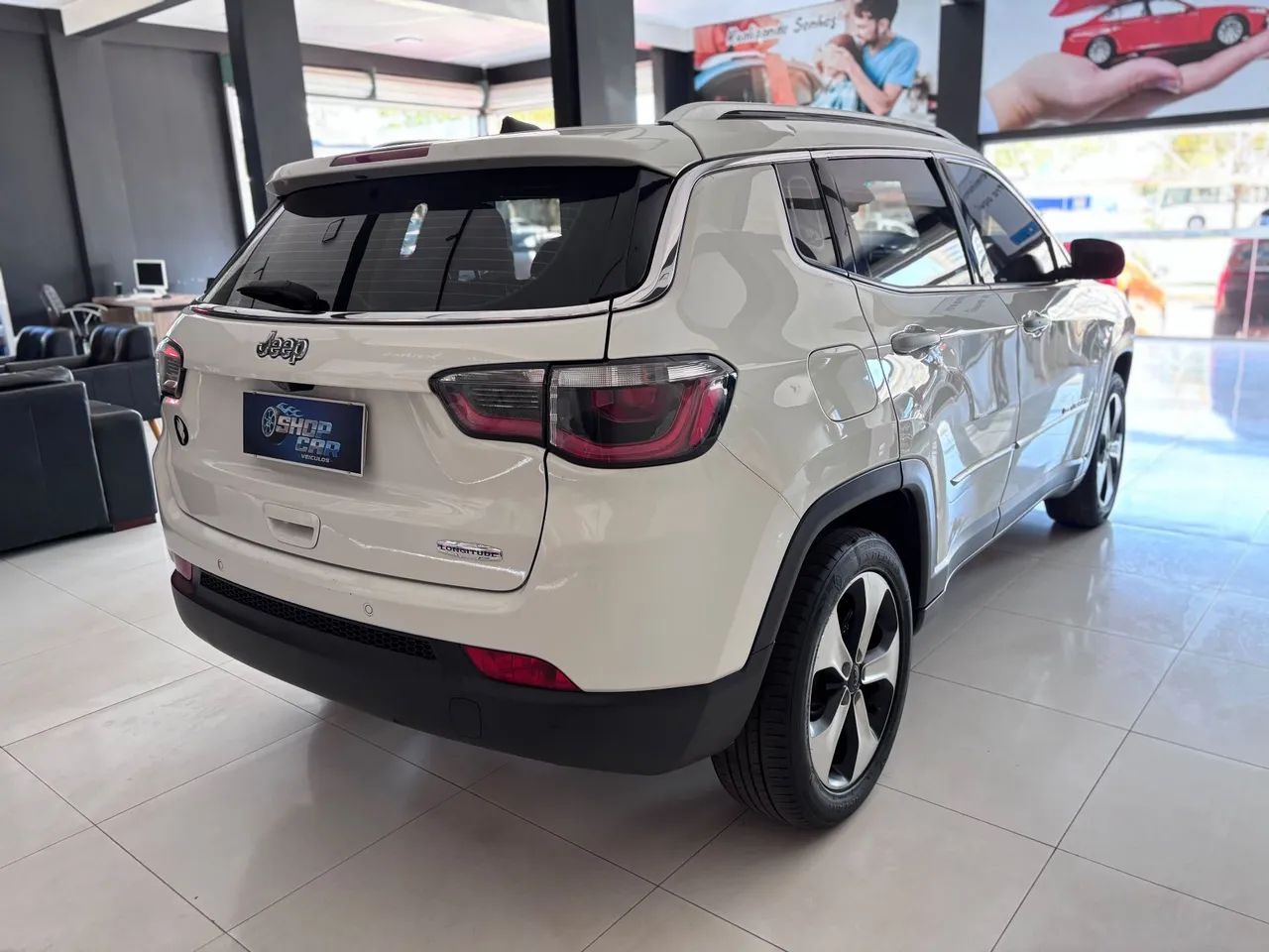 Jeep Compass Longitude 2.0 4X2 Flex 16V Aut. 2017 - Foto 4