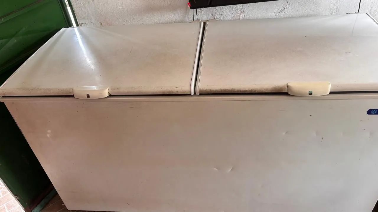 Freezer metalfrio DA550