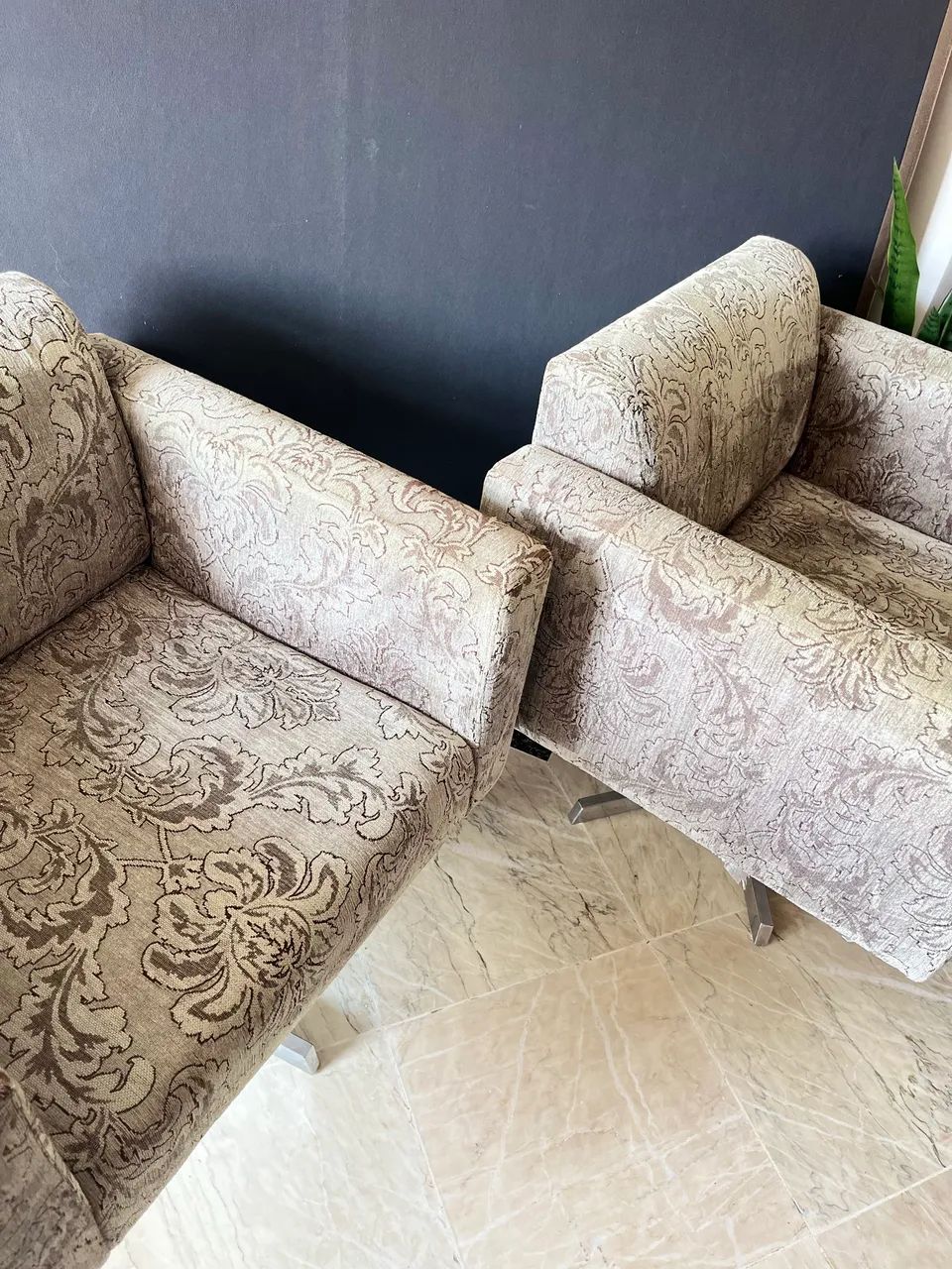 Duas Poltronas  - Foto 3