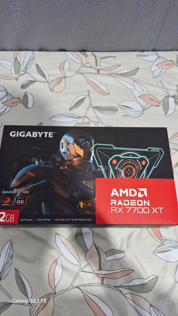 gigabyte 7700xt 12 gigas