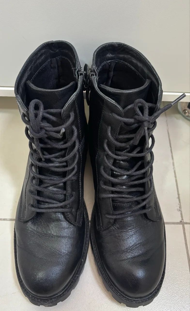 Vendo botas em couro - Foto 4