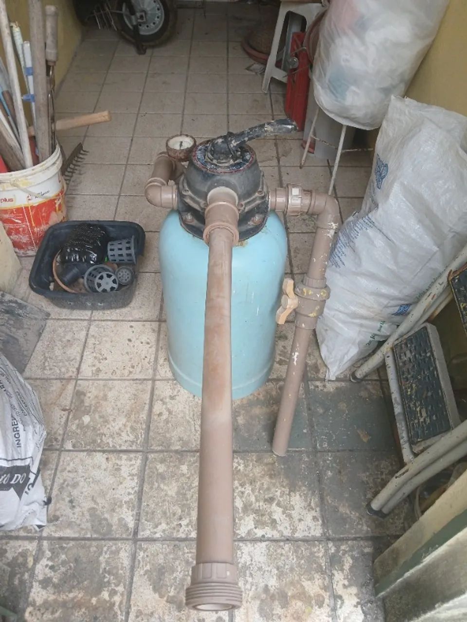 Swimming Pool Pump and Filter