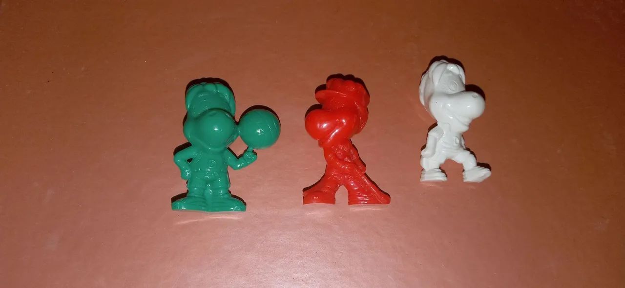 Bonequinhos Dino Danone