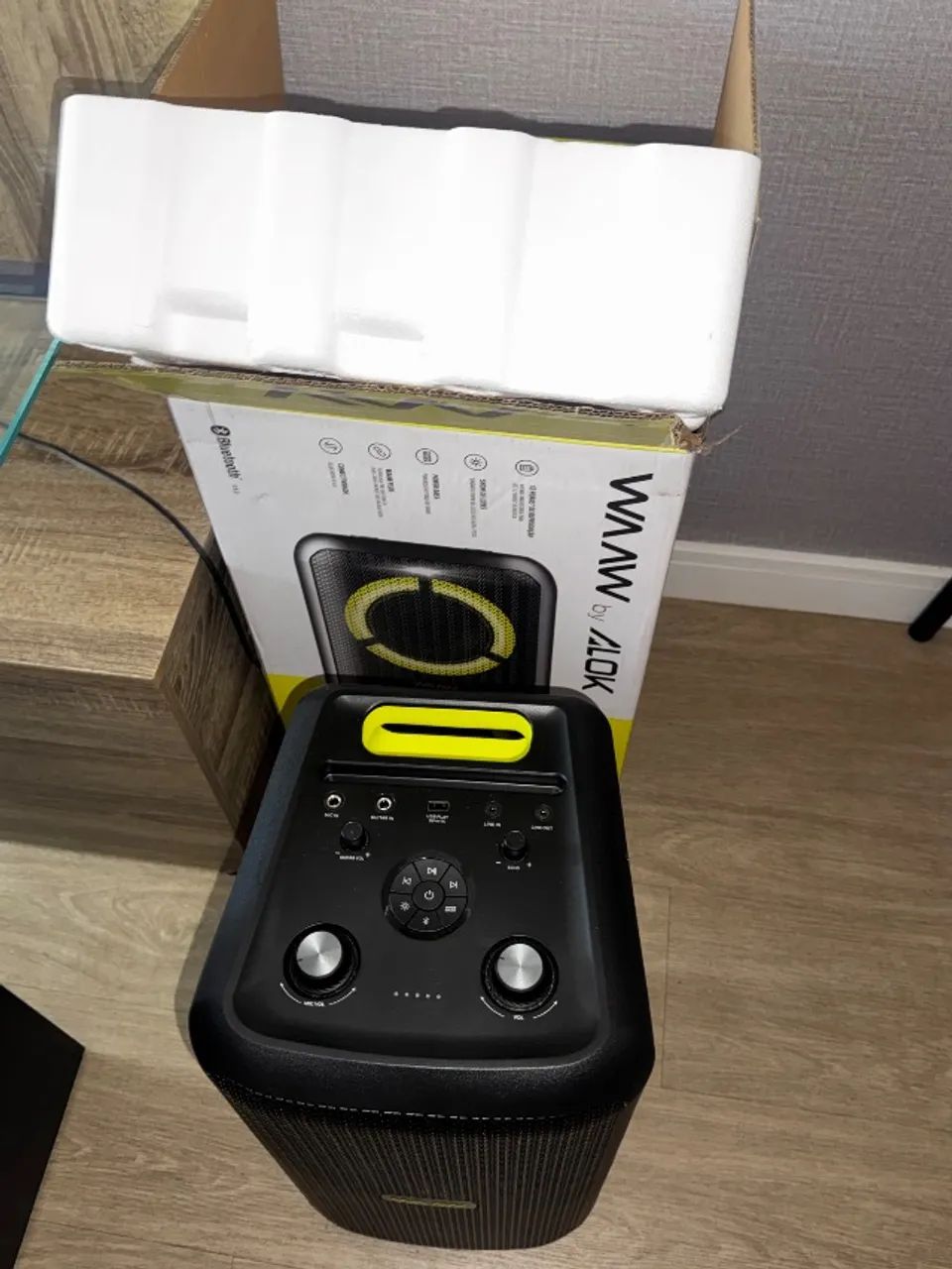 Caixa de Som WAAW by ALOK Infinite 200 - NOVA! ?