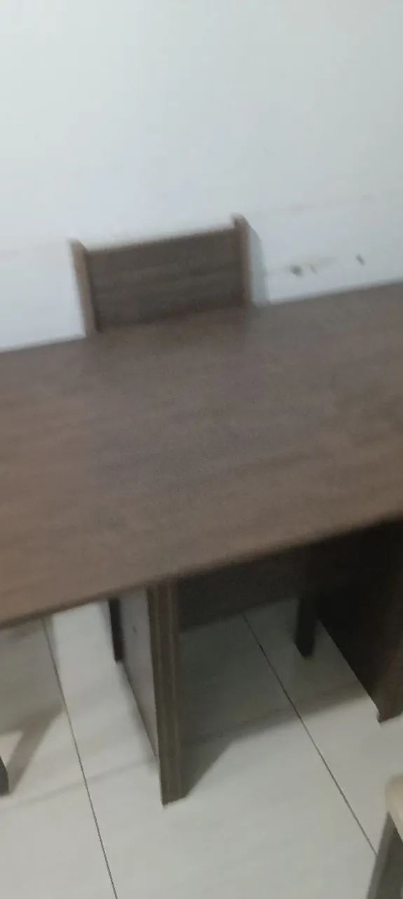 Conjunto de mesa com cadeiras - Foto 4