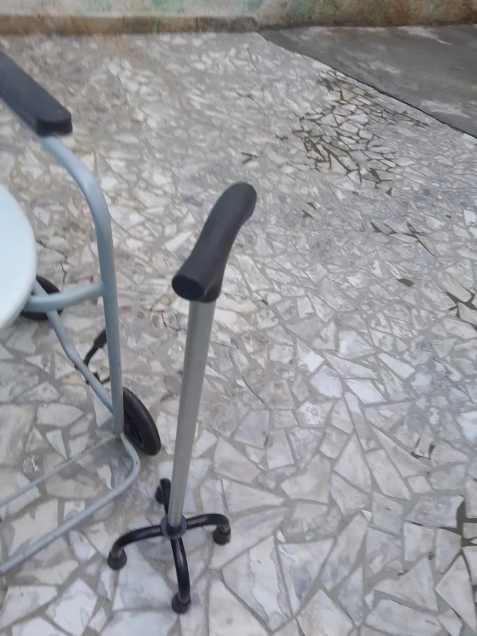 Cadeira de rodas e banho  - Foto 5