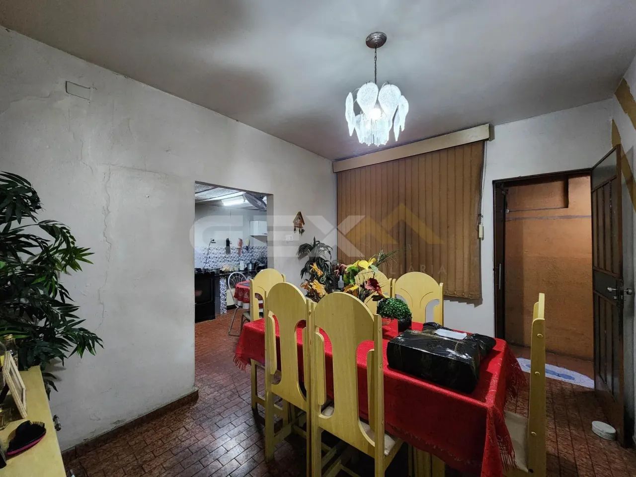 Casa à venda no Centro, 4 quartos, e 2 vagas. - Foto 3