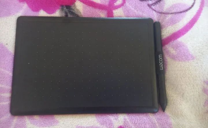 Mesa digitalizadora One By Wacom
