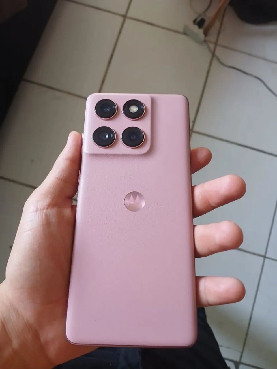 Vendo ou troco Edge 60 fusion 