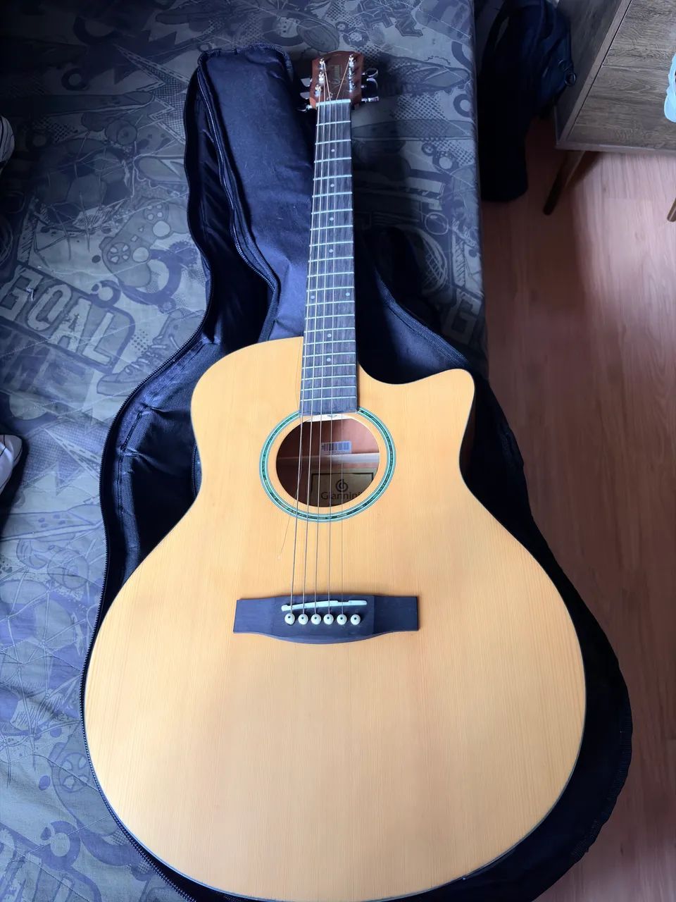 Violão giannini 