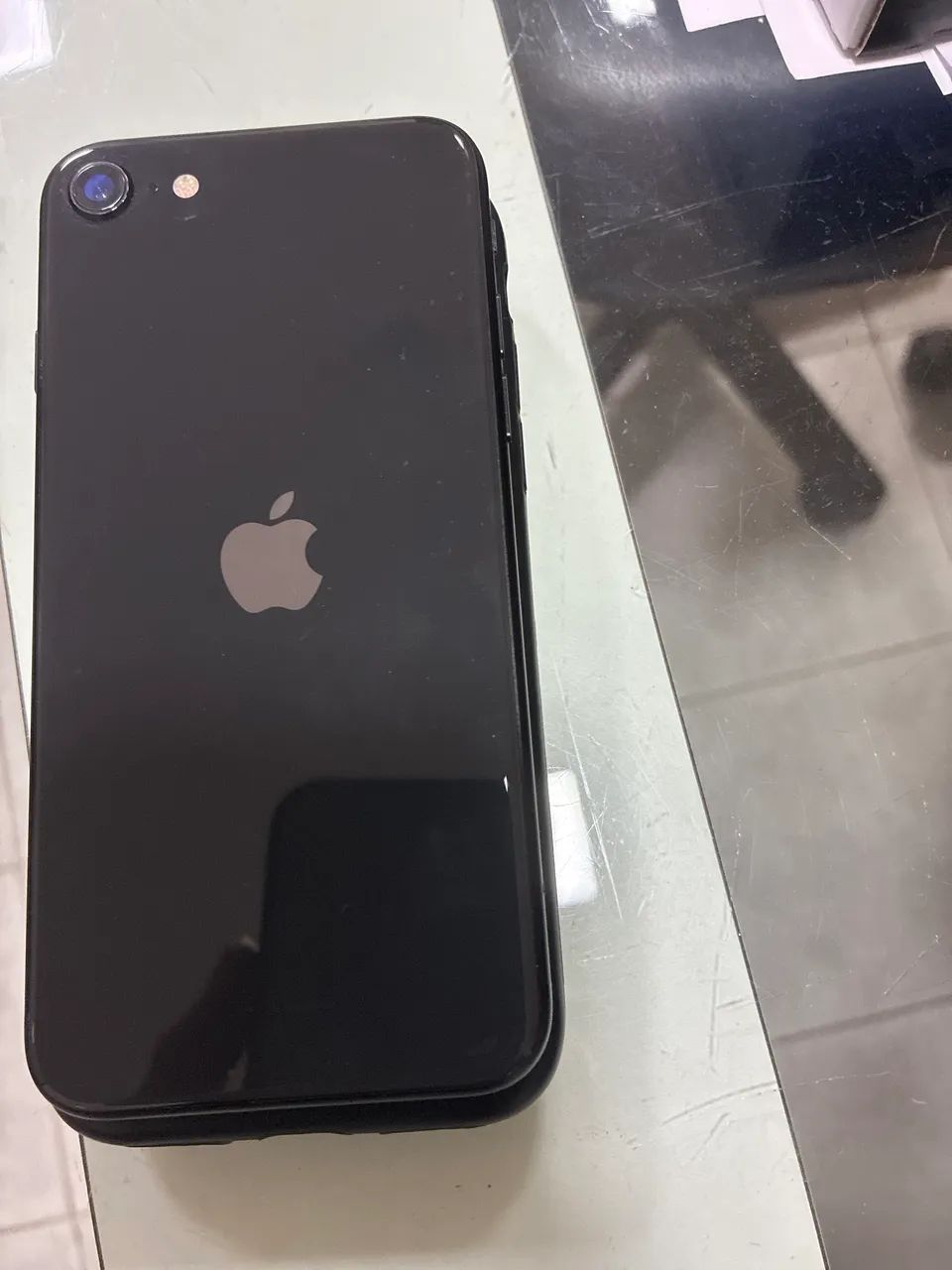 iPhone SE 2o Geração  - Foto 2